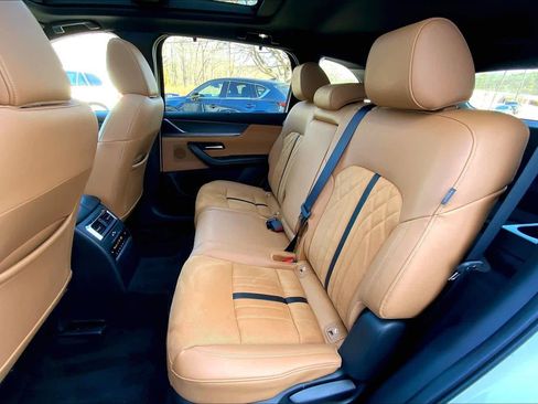 Used 2025 MAZDA CX-70 3.3 Turbo S w/ Premium Plus image 21