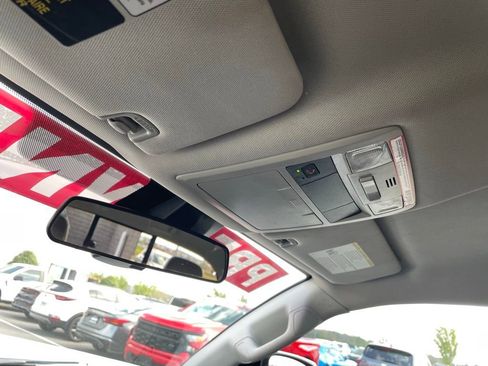 Used 2022 Toyota Tacoma SR w/ SR Convenience Package image 20