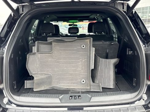 Certified 2020 Ford Explorer XLT w/ Equipment Group 202A image 7