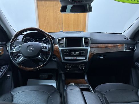Used 2015 Mercedes-Benz ML 350 4MATIC image 7
