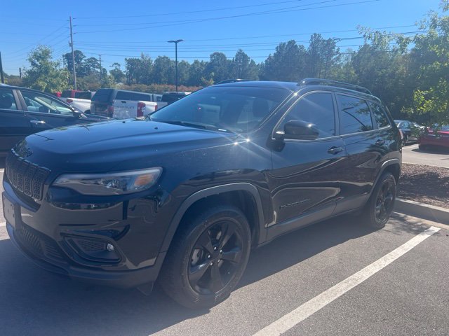 Used 2021 Jeep Cherokee Latitude Plus AWD/4WD image 1