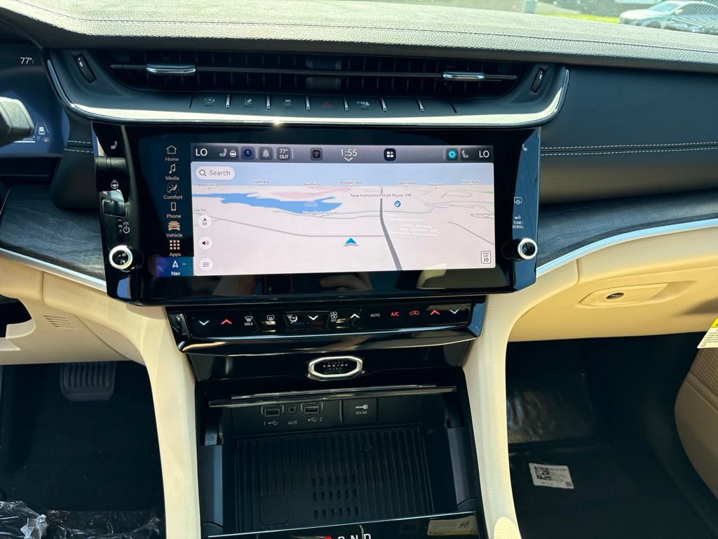 New 2027 Jeep Grand Cherokee Limited AWD/4WD image 12