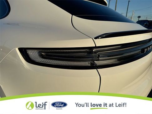 Used 2024 Porsche Cayenne Coupe image 38