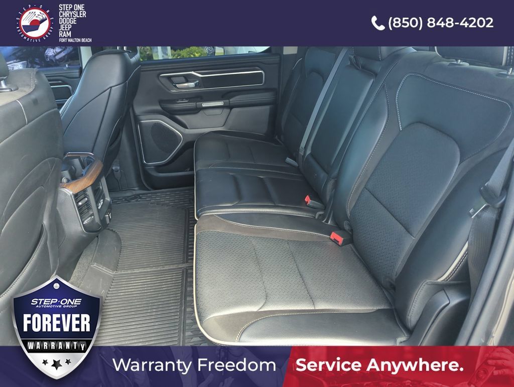 Used 2022 RAM 1500 Laramie AWD/4WD image 27