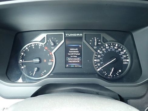 Used 2022 Toyota Tundra SR5 AWD/4WD image 16