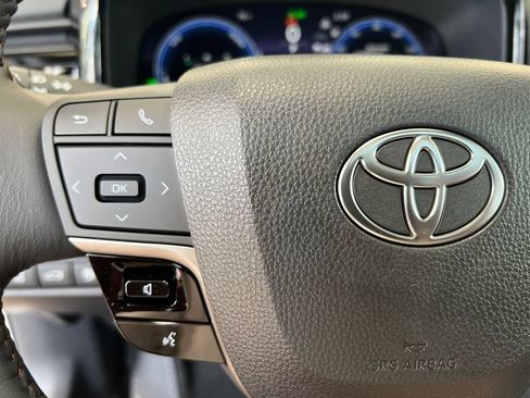 New 2026 Toyota Camry Hybrid FWD image 29
