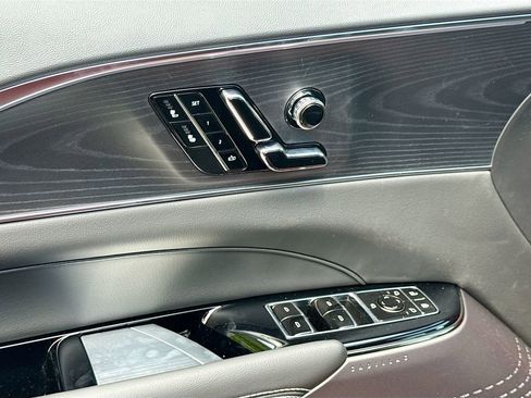 New 2025 Cadillac Lyriq Sport image 18