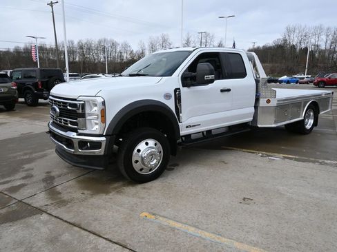 Used 2024 Ford F550 2WD SuperCab Super Duty w/ XLT Value Package image 9