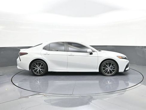 Used 2023 Toyota Camry SE FWD image 24