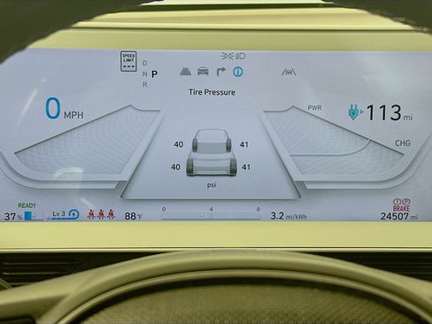 Used 2024 Hyundai Ioniq 5 SEL RWD image 19