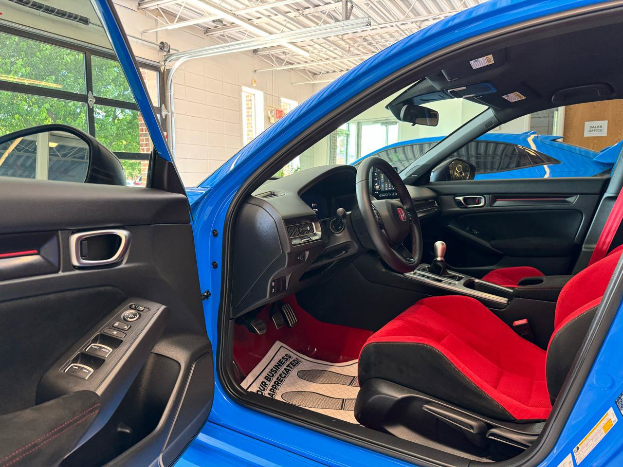 Used 2024 Honda Civic Type R image 9