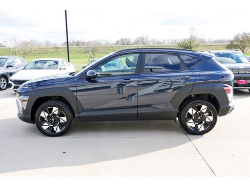 Certified 2025 Hyundai Kona SEL image 6