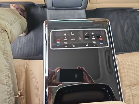 Used 2019 Audi A8 L 3.0T image 27
