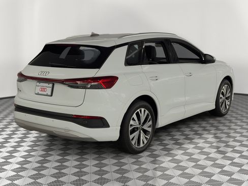 Used 2023 Audi Q4 e-tron Premium Plus w/ Premium Plus image 9