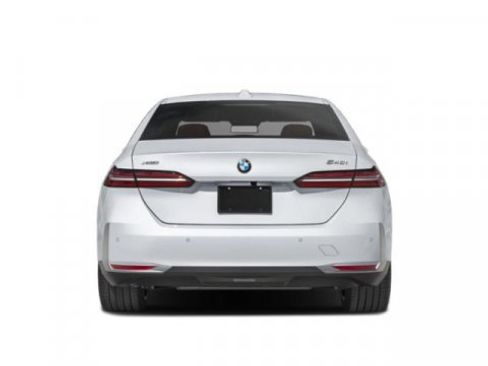 New 2026 BMW 540i xDrive 540i xDrive w/ M Sport Package image 8