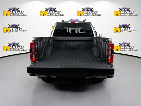 Used 2024 Ford F350 Lariat image 25