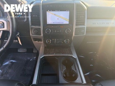 Used 2019 Ford F350 Lariat w/ Chrome Package AWD/4WD image 17