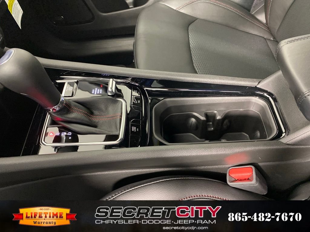 New 2026 Jeep Compass Trailhawk w/ Sun, Sound & Navigation Group AWD/4WD image 24