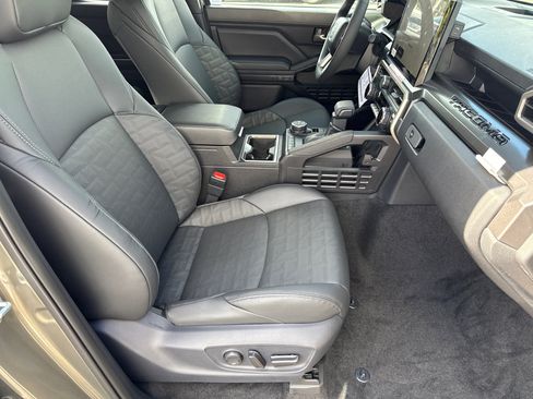 New 2026 Toyota Tacoma TRD Off-Road image 13