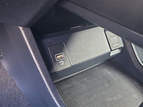 Certified 2022 Honda HR-V LX image 16