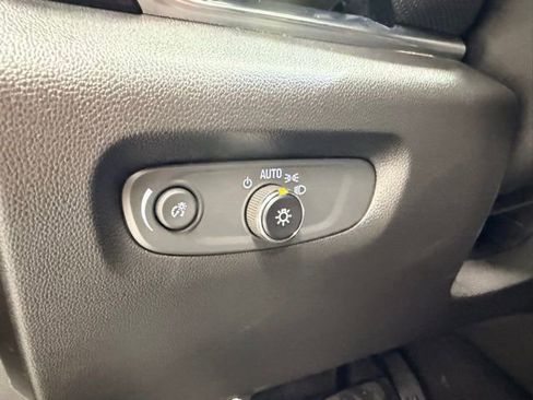 Certified 2023 Chevrolet Traverse RS image 26