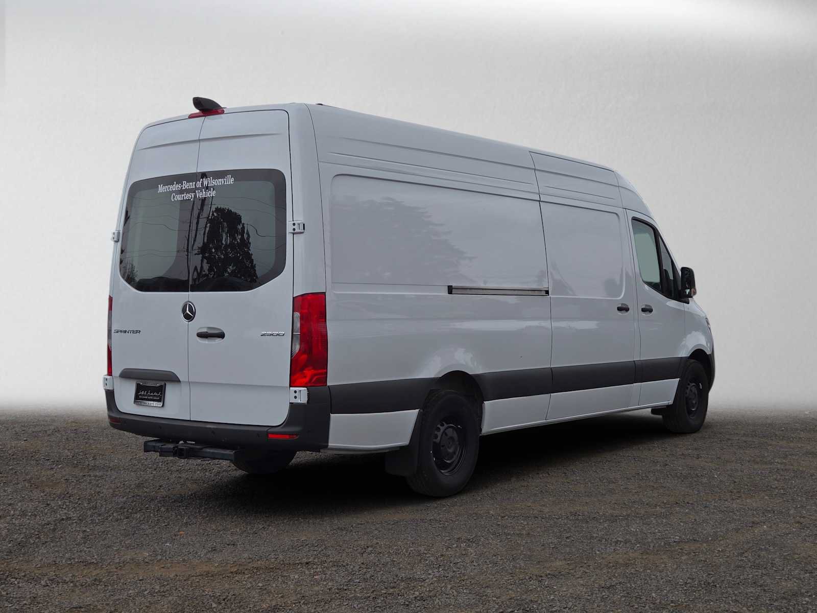 Used 2026 Mercedes-Benz Sprinter 2500 image 3