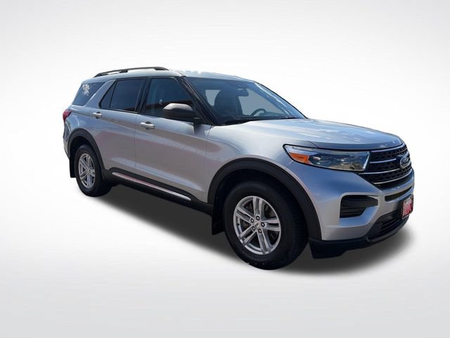 Used 2021 Ford Explorer XLT w/ Class III Trailer Tow Package AWD/4WD image 11