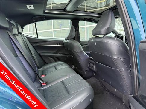Used 2025 Toyota Camry XSE image 12