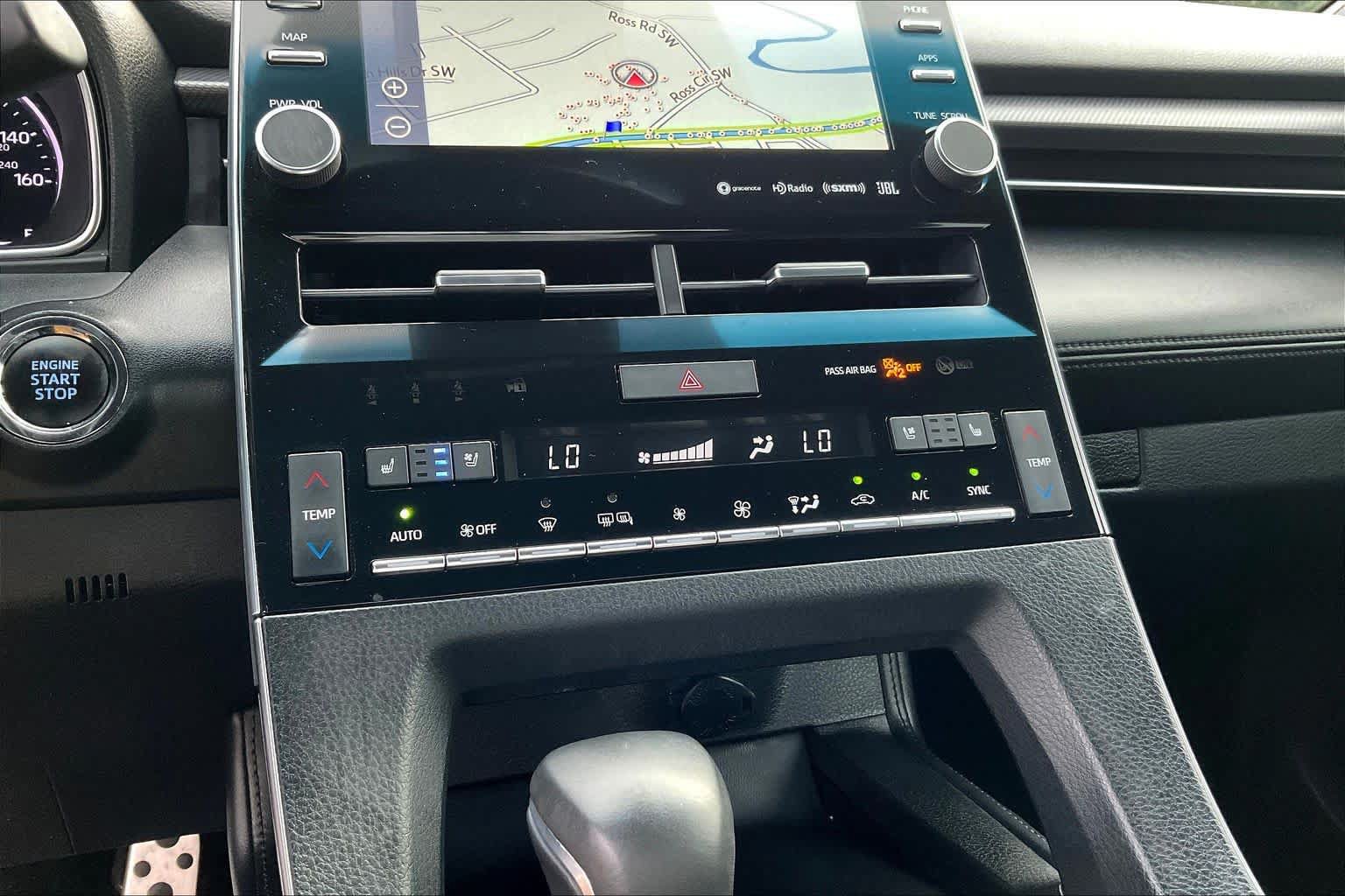 Used 2019 Toyota Avalon Touring FWD image 34