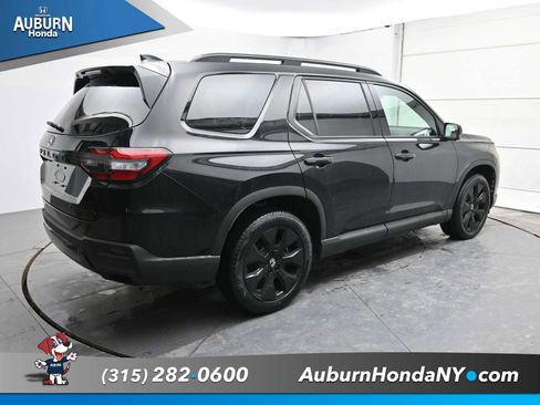 New 2026 Honda Pilot Black Edition image 13