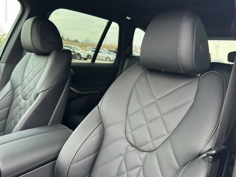 New 2026 BMW X5 sDrive40i w/ M Sport Package image 11