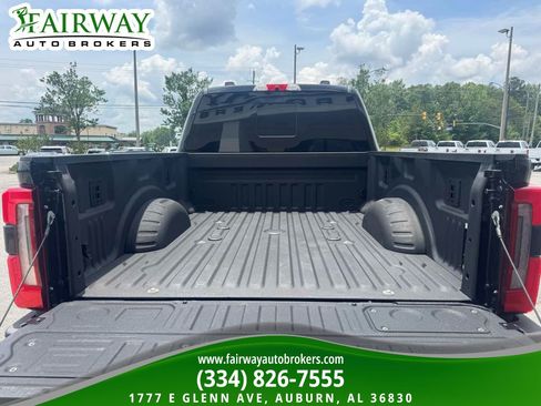 Used 2025 Ford F250 Platinum w/ Platinum Plus Package AWD/4WD image 27