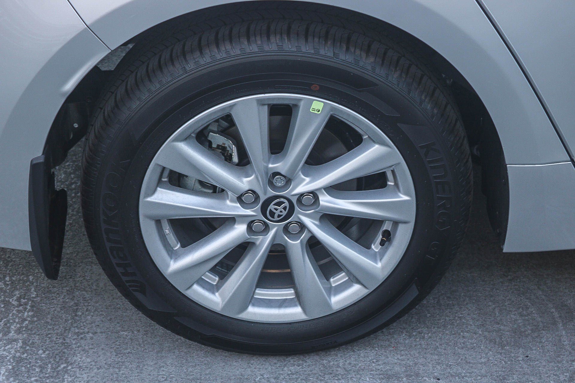 New 2027 Toyota Corolla LE w/ LE Premium Package FWD image 12