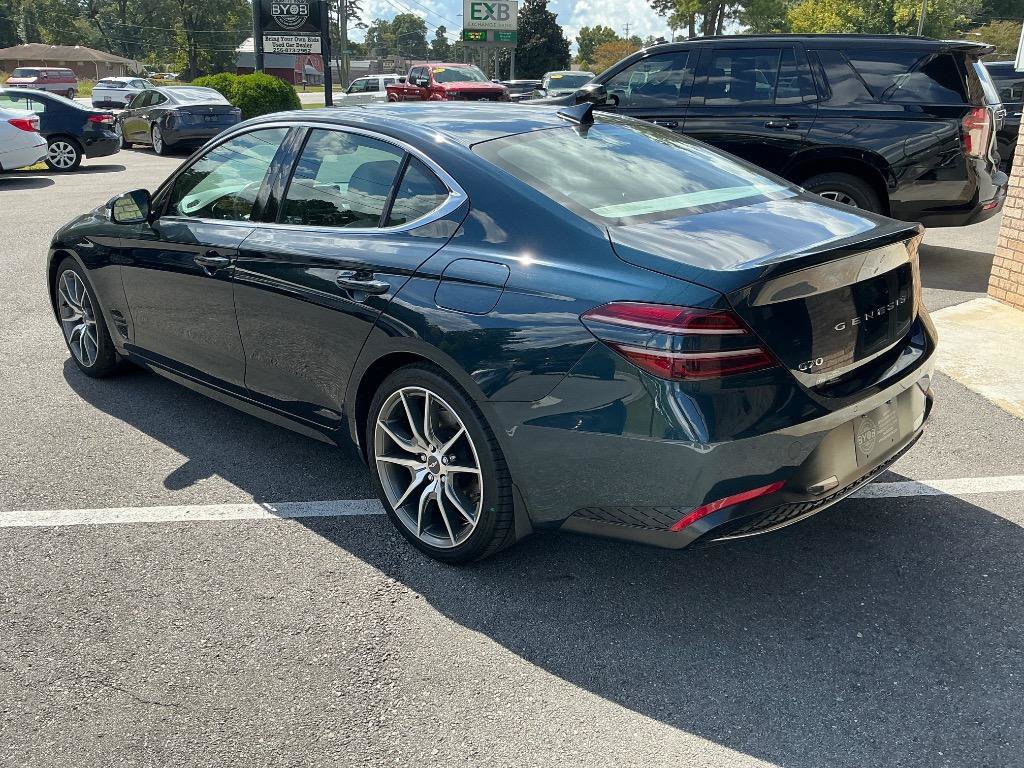 Used 2022 Genesis G70 2.0T w/ Prestige Package RWD image 3