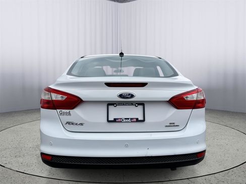 Used 2014 Ford Focus SE FWD image 18