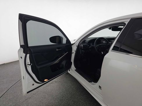 Used 2019 Lexus IS 300 image 19