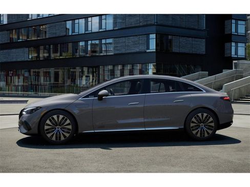 Used 2024 Mercedes-Benz EQE 350+ 4MATIC Sedan image 35