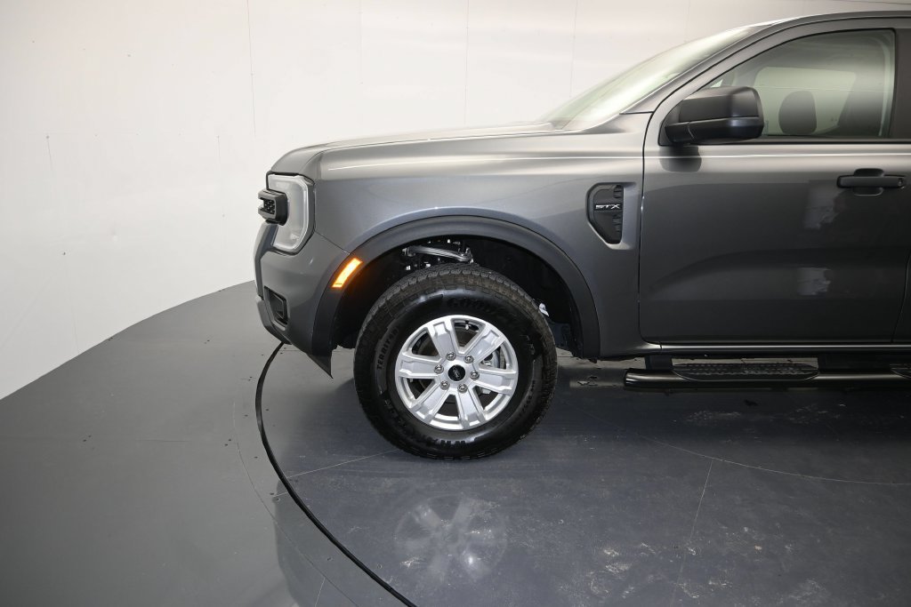 Used 2025 Ford Ranger XL RWD image 9