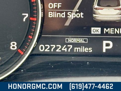 Used 2022 Mitsubishi Outlander SE image 34