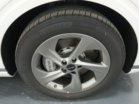 New 2026 Genesis GV70 2.5T AWD/4WD image 11