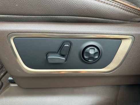 Used 2025 RAM 1500 Limited w/ Bed Utility Group AWD/4WD image 33