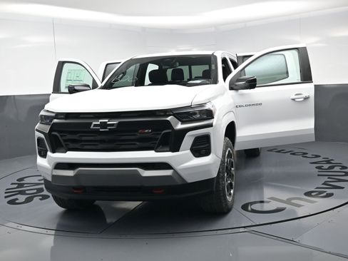 New 2026 Chevrolet Colorado Z71 w/ Technology Package AWD/4WD image 13