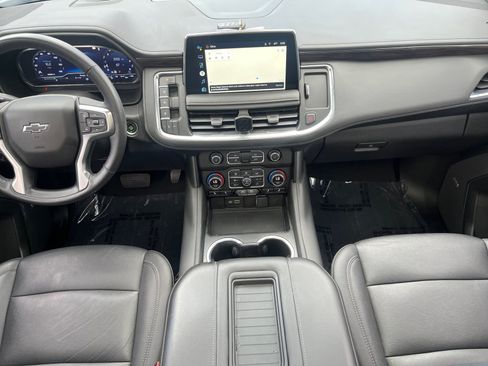 Used 2022 Chevrolet Tahoe Z71 w/ Luxury Package AWD/4WD image 24