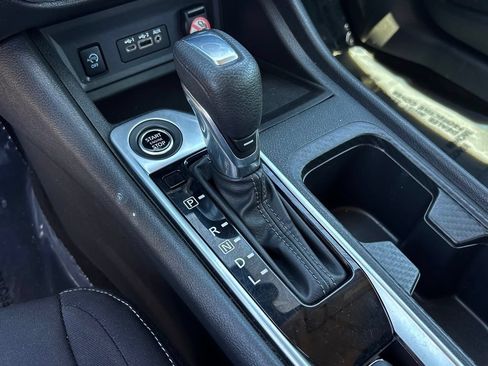 Used 2024 Nissan Sentra SV FWD image 15