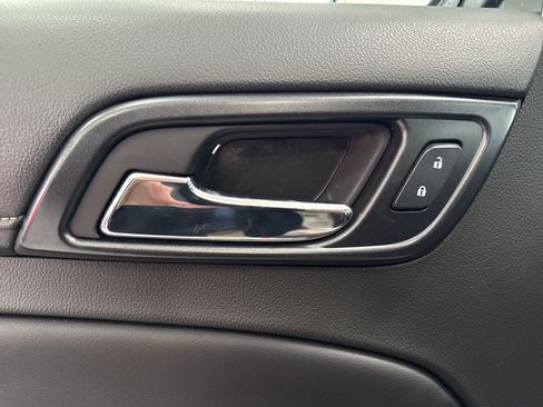 Used 2017 Chevrolet Tahoe Premier image 18