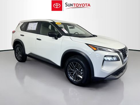 Used 2023 Nissan Rogue S FWD image 1