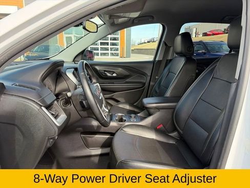 Used 2023 GMC Terrain SLT image 16