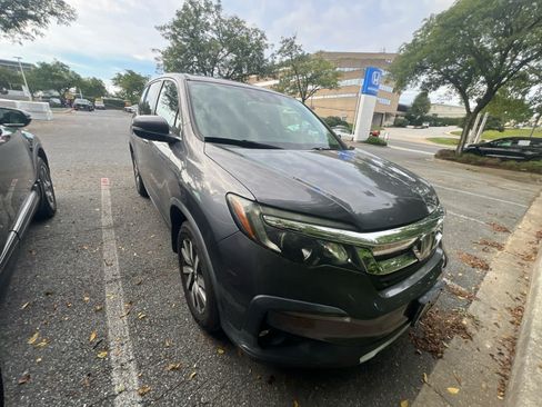Used 2019 Honda Pilot EX image 6