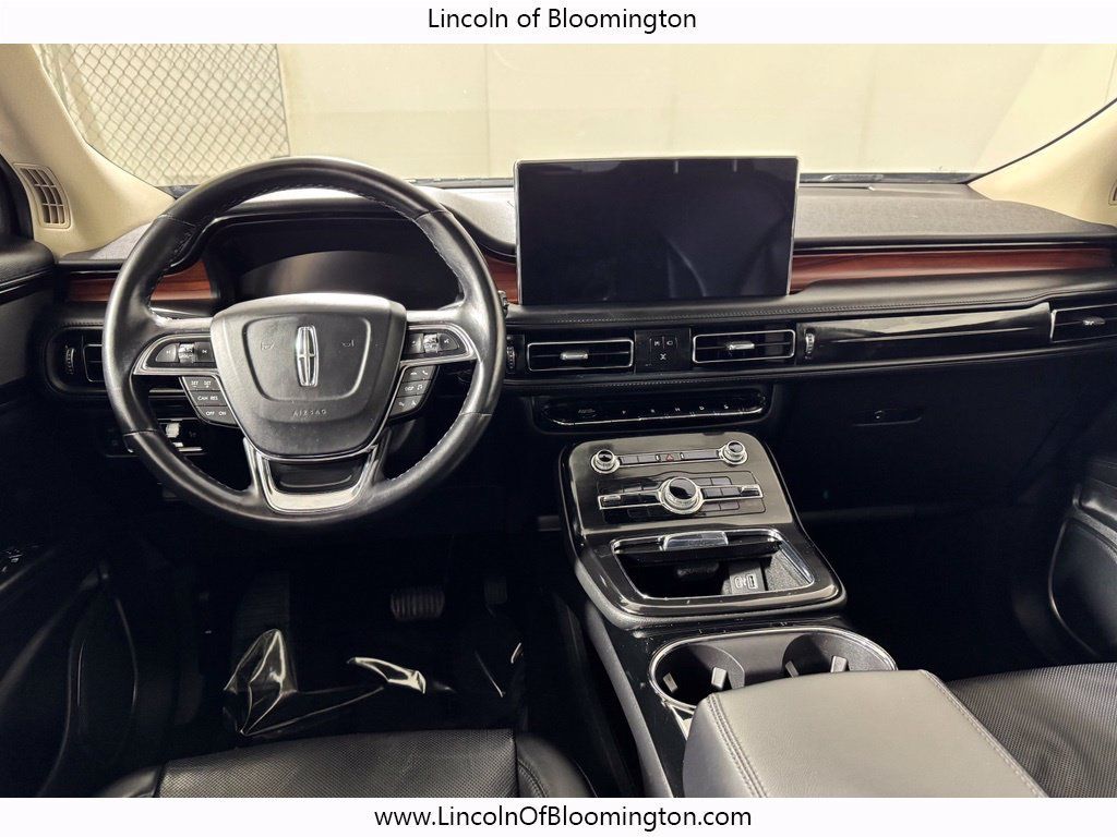 Used 2023 Lincoln Nautilus Reserve w/ Monochromatic Package AWD/4WD image 17