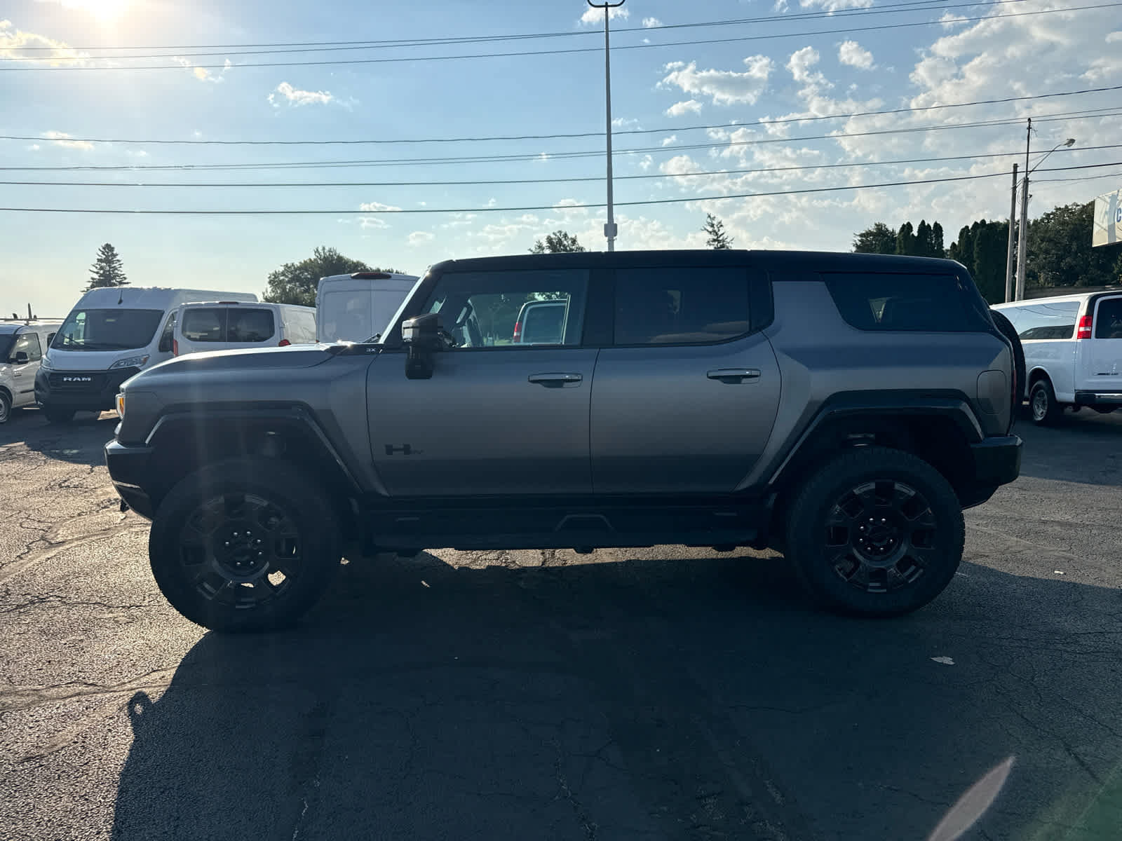 Certified 2026 GMC Hummer EV 3X w/ Carbon Fiber Edition Package AWD/4WD image 2